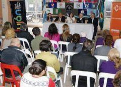 LA INTENDENTA GRACIELA ROSSO ENTREG� 43 NUEVAS ESCRITURAS 