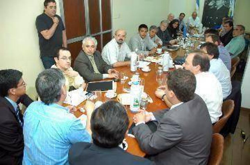 Soria frenar� por ley los pases a planta "repentinos"