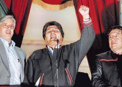 El gobierno de Bolivia analiza si adelanta las elecciones generales