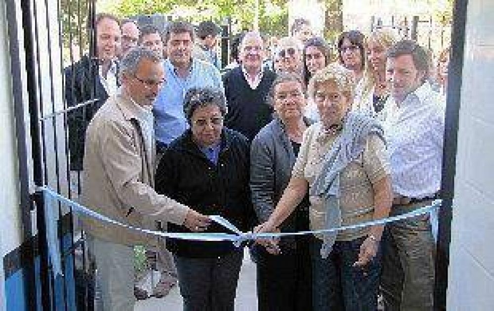 Inauguraron el primer hospital de d�a de San Miguel