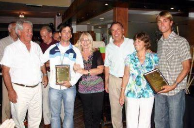Van Avermaete y De Martis, representan al Club N�utico por el mundo
