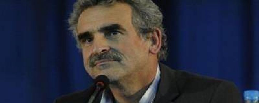 Rossi convoc� a "organizar a los millones que votaron a Cristina"