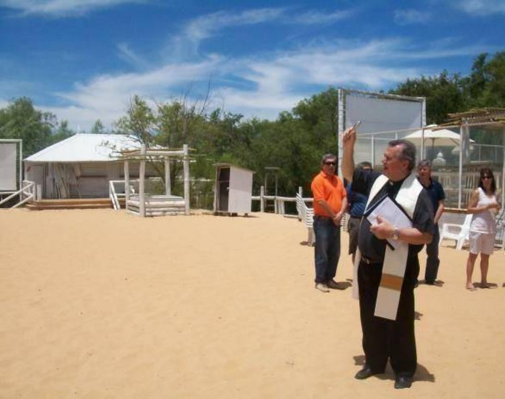 Con la bendici�n de las aguas, se inaugur� la temporada