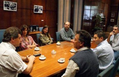 Pulti con los diputados electos de Mar del Plata