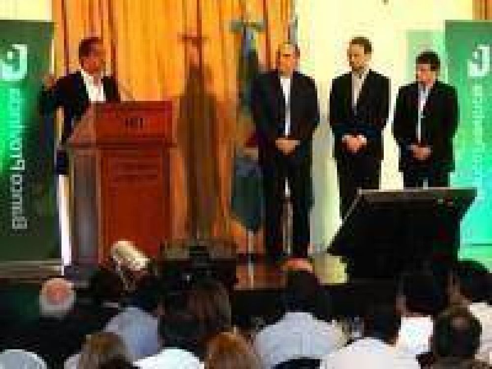 Scioli design� a Marangoni en el Bapro y adelant� que tres ministerios estar�n en manos de mujeres
