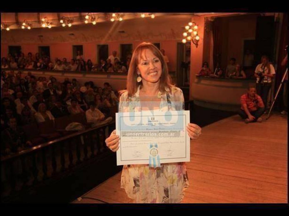 Proclamaron a las autoridades municipales electas de Paran�