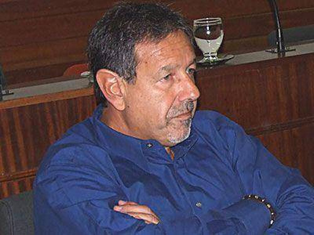  AVELLANEDA | POL�TICA    Roberti: �El intendente entr� en un proceso de desgaste�