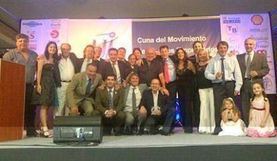 La UIAv celebr� el 10� Aniversario de su Departamento de J�venes Empresarios
