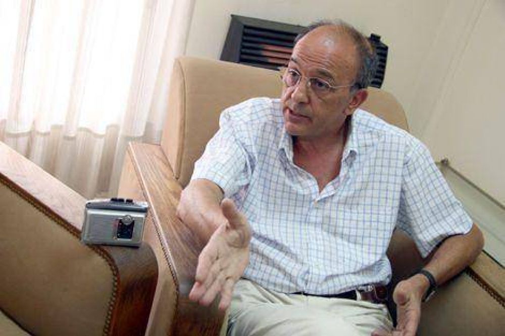 Larreche se va de la pol�tica y de la dirigencia agraria.