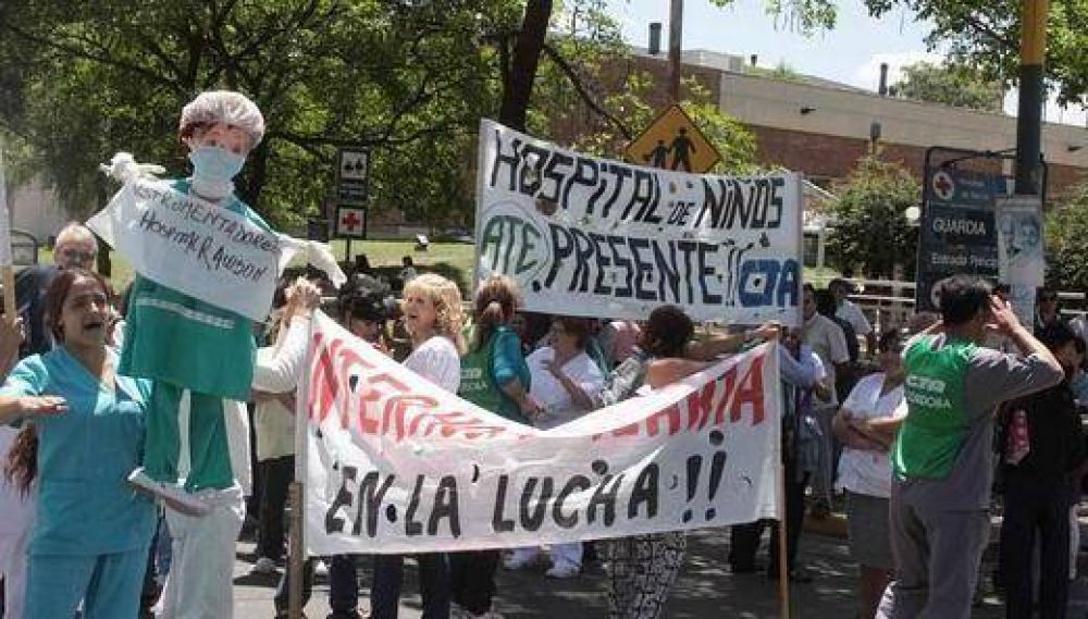 Paran por tiempo indeterminado todos los hospitales de la Provincia