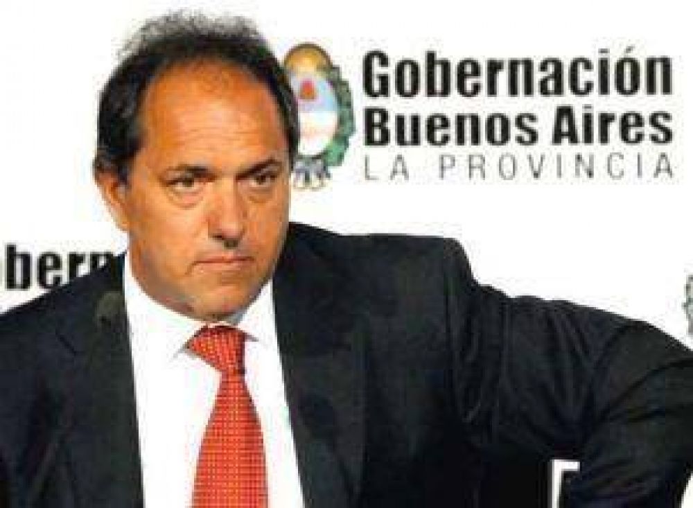 Le piden a Scioli que pague la deuda de los comedores