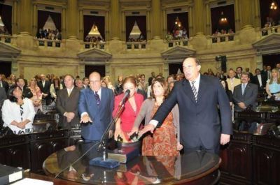 Jos� Mar�a D�az Bancalari jur� ayer nuevamente como Diputado Nacional