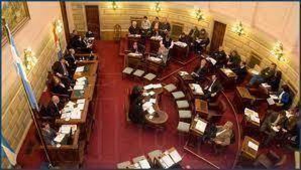 En sesi�n extraordinaria, el Senado aprob� la ley de ministerios