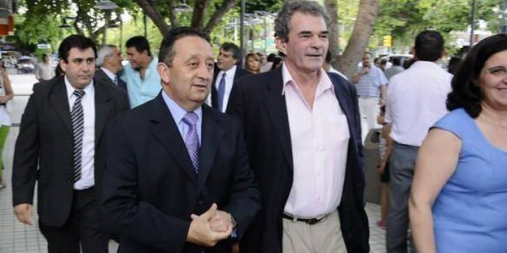 L�pez Puelles le agradeci� a Jaque en su primer discurso como intendente de Luj�n