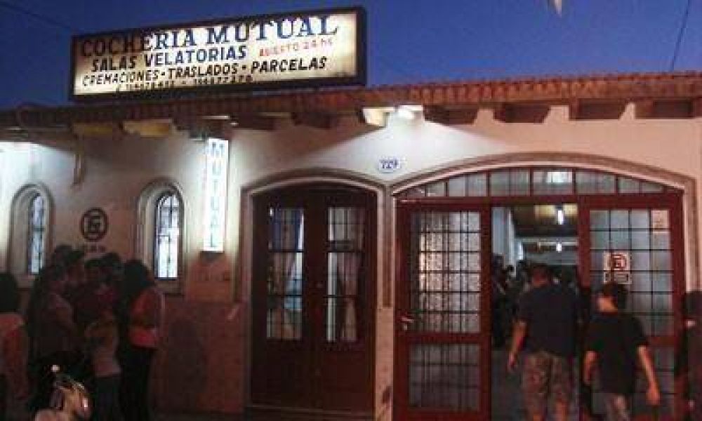 Despu�s de la tragedia, velaron a las v�ctimas de Las Heras