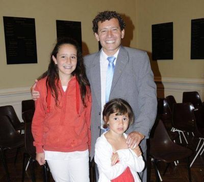 �La oposici�n en Saladillo esta minimizada en cuanto al n�mero, pero por eso no va a dejar de ser clara y justa� 