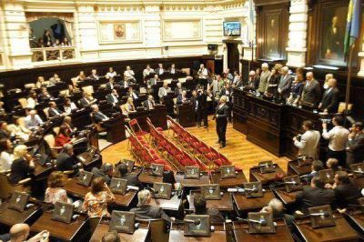 Continuar� en el poder hasta el 2015: Aldo Carossi recibi� su diploma como intendente electo