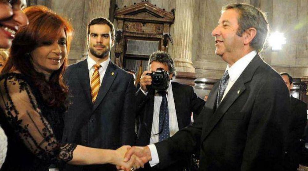 Cobos se retir� del Congreso �aliviado� y regres� a Mendoza