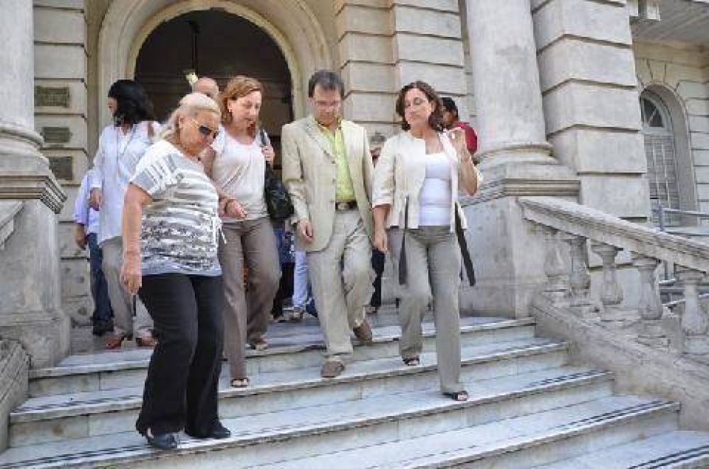 �Voy a seguir trabajando en el Ministerio de Salud de la provincia�