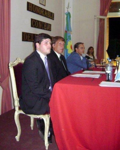 Juraron los concejales electos en octubre