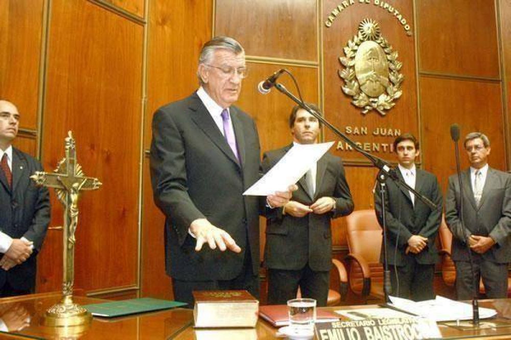 Asumi� Gioja con la promesa de continuidad en el trabajo