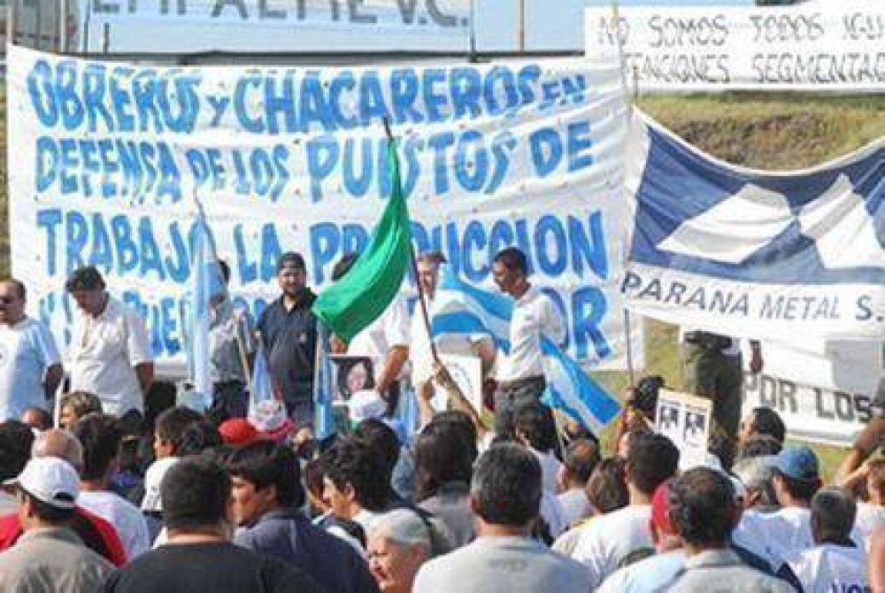 Trabajadores de Paran� Metal reclaman el cumplimiento del acuerdo