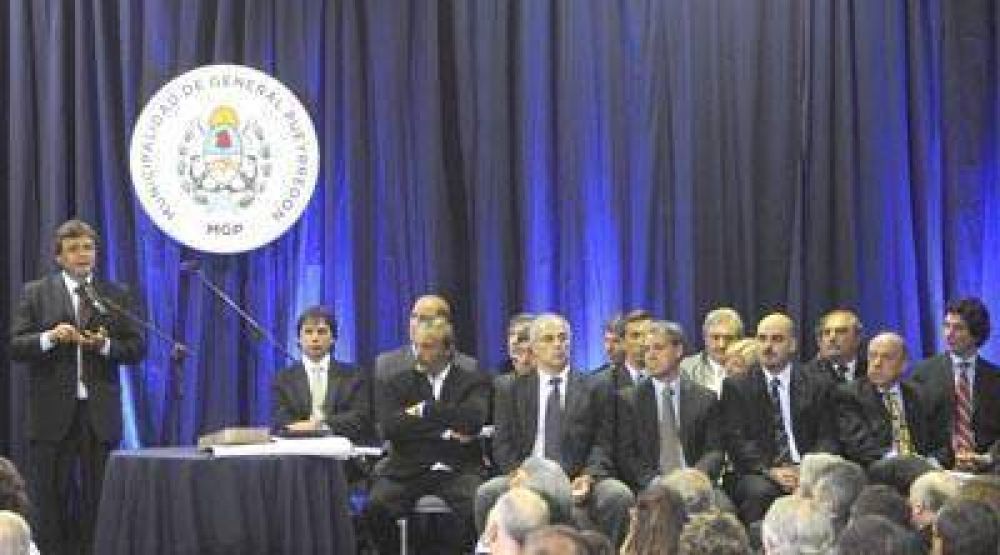 Juraron los integrantes del gabinete municipal