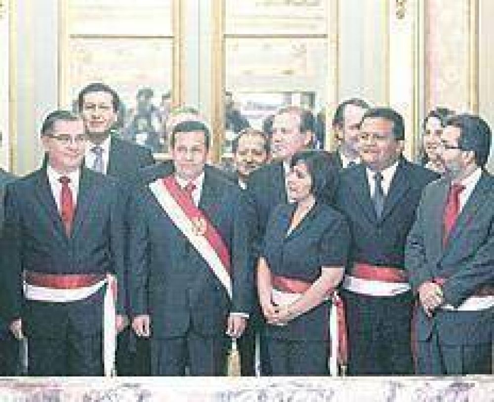 Humala con gabinete m�s t�cnico