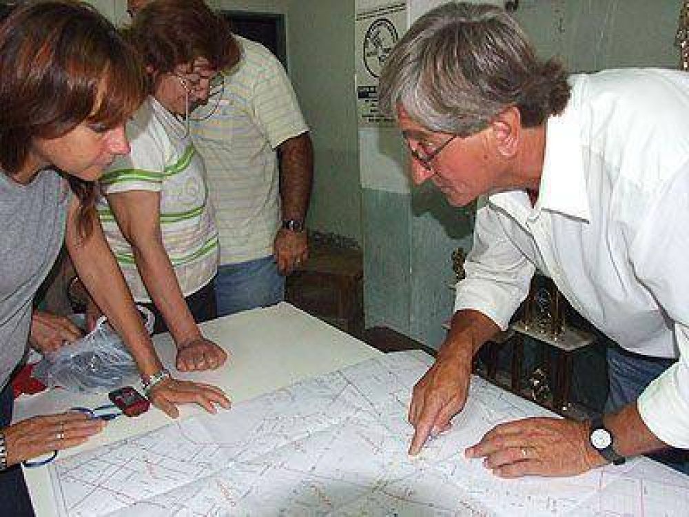  LOMAS | UNA NOTICIA ESPERADA HACE TIEMPO    AySA y el Foro definieron obras para cuatro barrios de Lomas