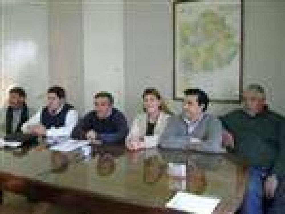  BAJAS EN EL GABINETE
