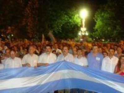 Abren las urnas en Ramallo y Alberti