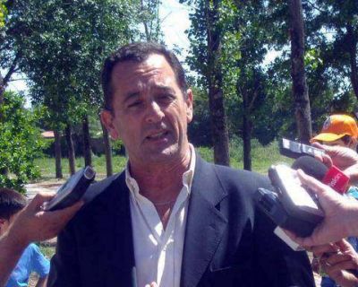 El intendente de Pergamino demostr� su preocupaci�n por la acefal�a en Ramallo y Alberti
