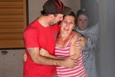 El relato de la madre de Tomaselli: "la apu�alaba y Carla me tiraba los brazos... no pude salvarla, pobrecita"