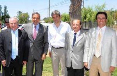 D�a del petr�leo con la mira en el cuidado ambiental