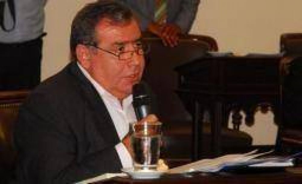 Diputado lunista defendi� la actualizaci�n de la tasa de comercio