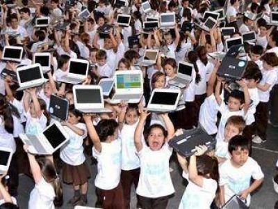 El Gobierno entregar� de 14 mil netbooks en San Luis y Villa Mercedes