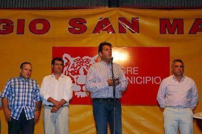 M�s de 1200 vecinos recibieron sus certificados de formaci�n laboral