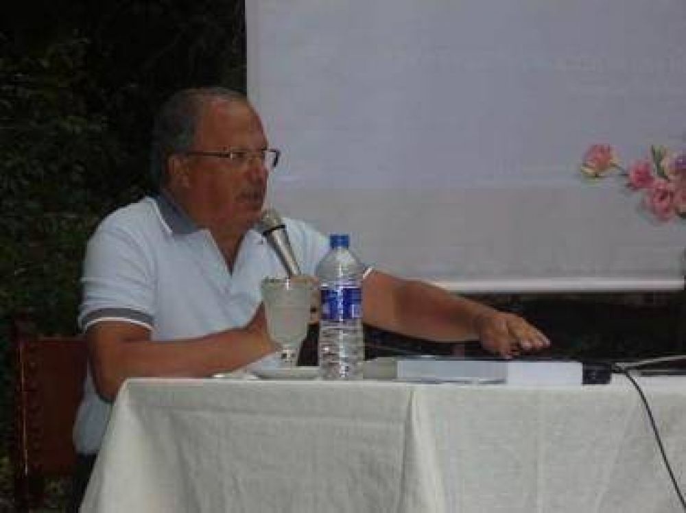 �Hay que ratificar el rumbo iniciado en el 2003 siendo oficialistas del modelo y no de gobiernos