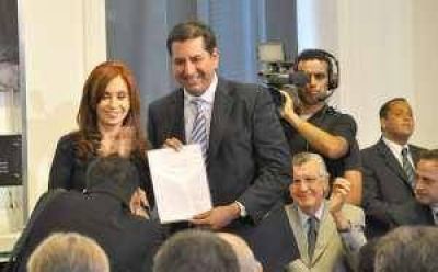 Industrias: llegan $600 mil para Pocito y J�chal