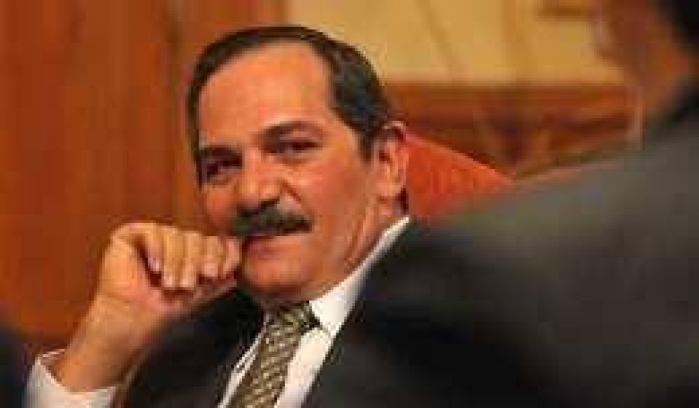 El Gobernador recibi� a representante de la CAF 