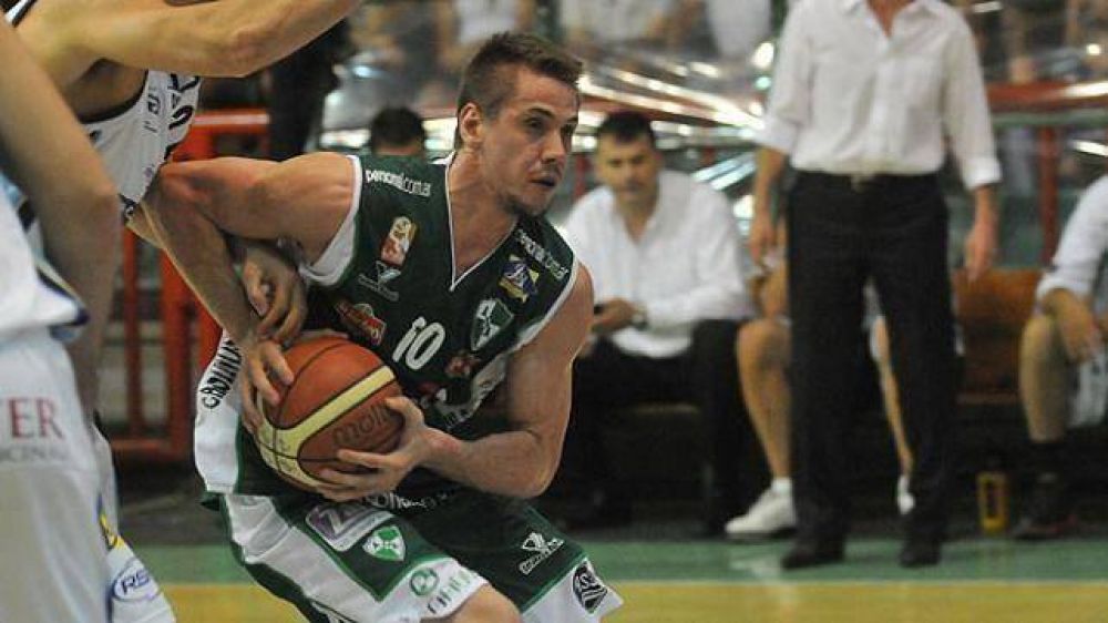 Atenas le gan� a Quilmes y lleg� al tercero al hilo