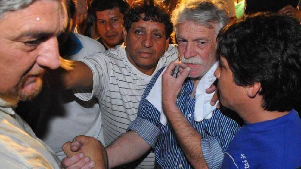 Daniele arras� a Qui�one otra vez y ratific� su poder en el Suoem