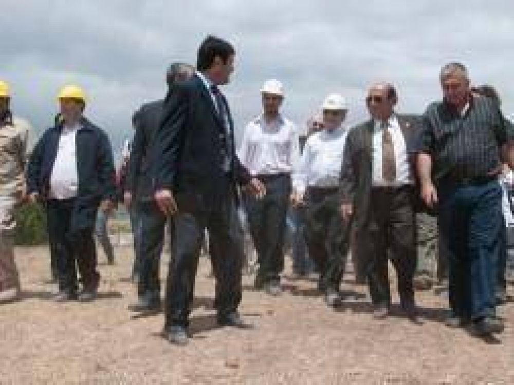 Mussi y Armella recorrieron el Riachuelo