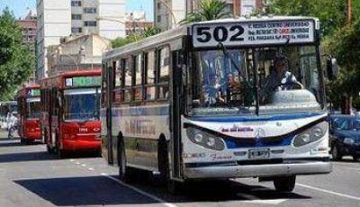 Micros: Empresarios se sienten �manoseados�.