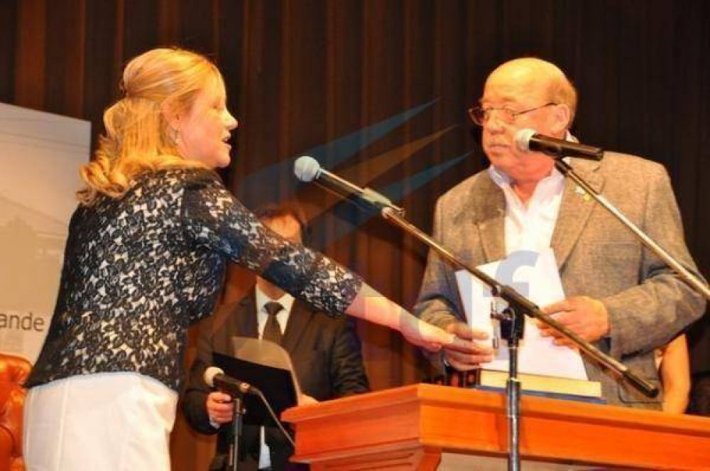 Boyadji�n fue confirmada en la presidencia del Concejo y pidi� �deponer intereses personales�