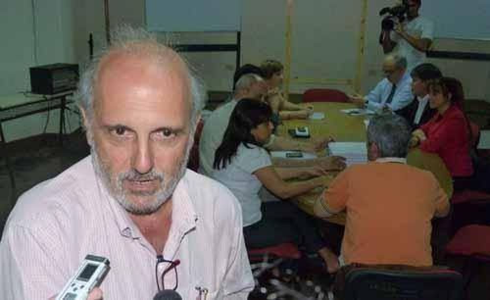 Jacobo: �El Consejo debe recuperar su rol de administrador de escuelas�