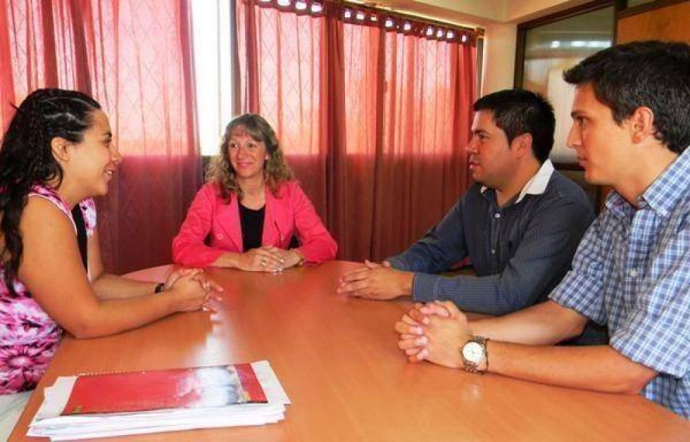 La Ministra de Deportes se reuni� con autoridades del C�rculo de Periodistas Deportivos