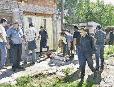 La polic�a desbarat� gran parte de la �banda del Gauchito Gil� de barrio San Lorenzo
