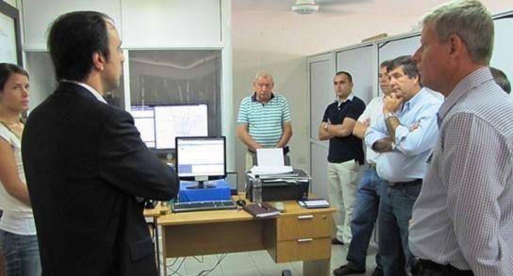 Corral recorri� las instalaciones de la Direcci�n de Electromec�nica