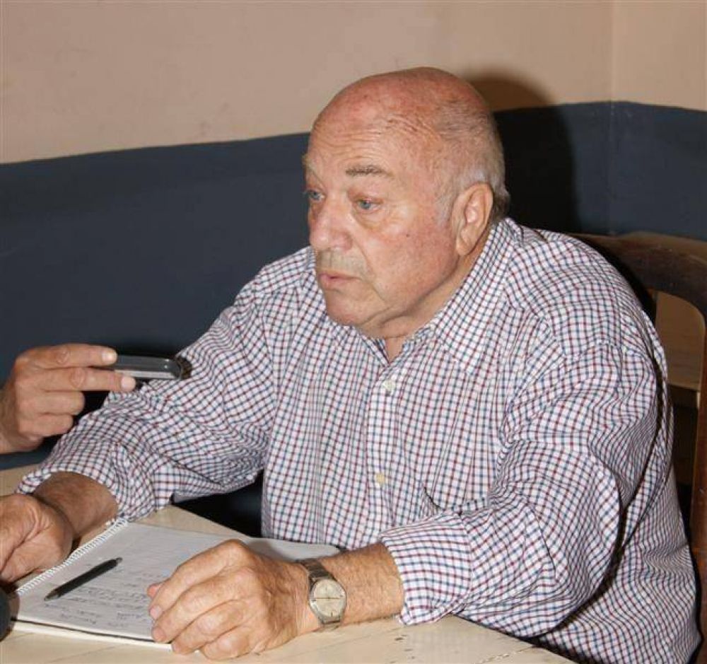 LUJ�N - CONFERENCIA DE PRENSA DEL DIRECTOR DE SERVICIOS P�BLICOS